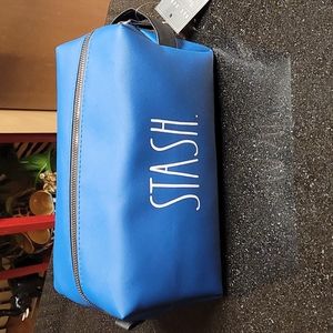 🪒Rae Dunn Toiletry Bag